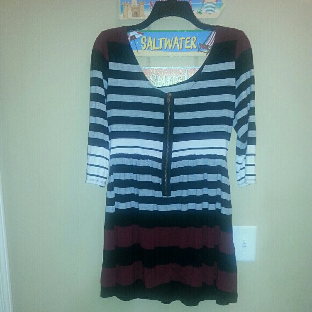 FLASH SALE $/$12 ON ANYTHING. Zip up Mini dress